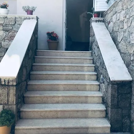 Ξενοδοχείο με διαμερίσματα Filiko