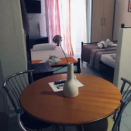 Aparthotel Filiko *